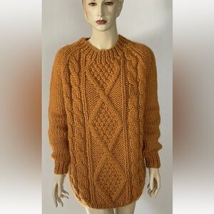 Vtg May D&F Marigold Hand Made In Italy Wool Thick Chunky Cable Knit Sweater 42”